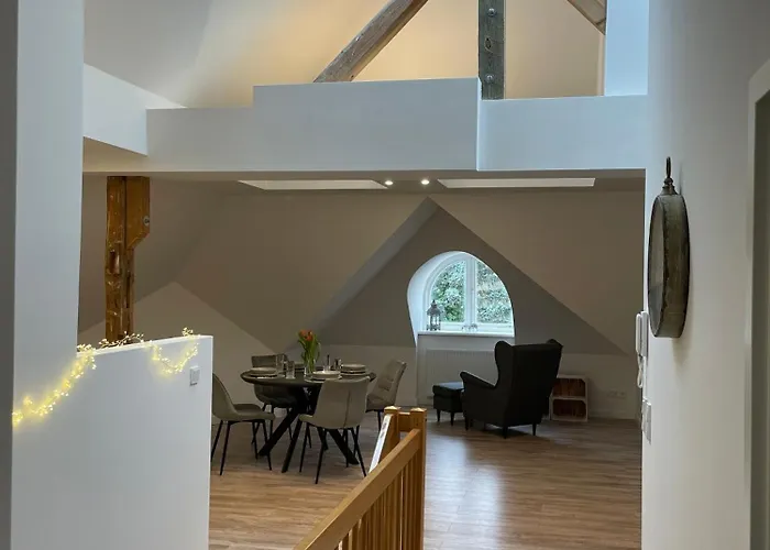 Elbhirsch Stilvoll Wohnen In Weisser Hirsch Appartement Dresde