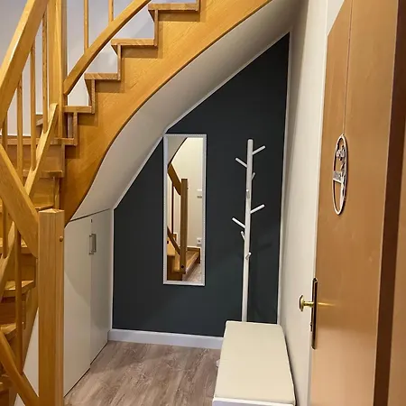 Διαμέρισμα Apartment Elbhirsch &Ndash Stilvoll Wohnen In Dresden Weisser Hirsch Δρέσδη