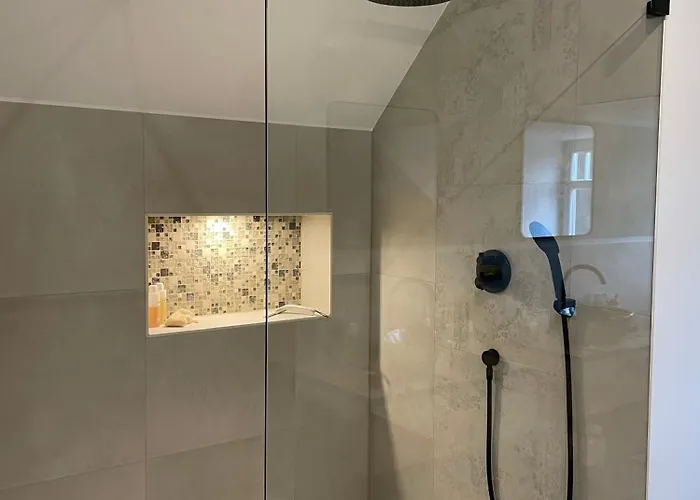 Elbhirsch Stilvoll Wohnen In Weisser Hirsch